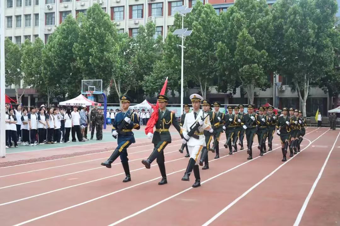 1620016aa493e80d7cc3d756a5c0295f.jpg